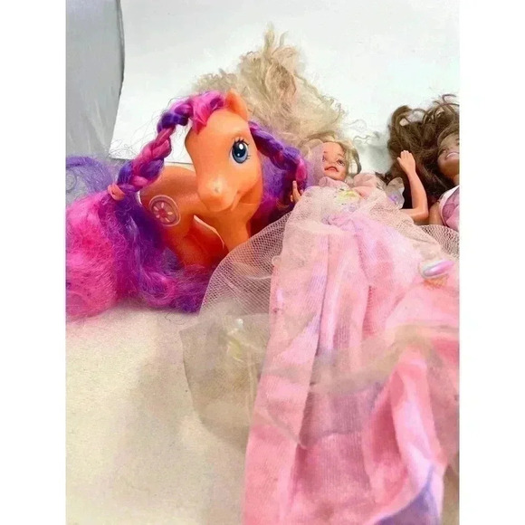 Lot of 5 Barbie Ken Dolls And My Little Pony Mattel Modern VTG - Rough Condition - Picture 9 of 11